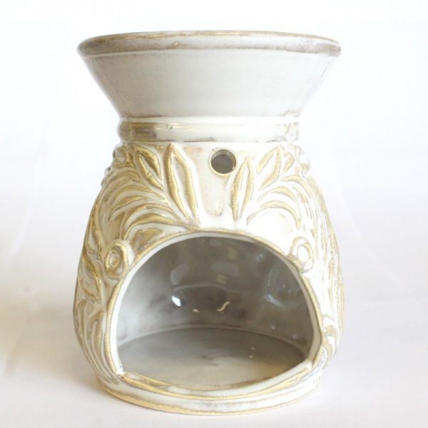 biela keramicka vintage aromalampa prirodno